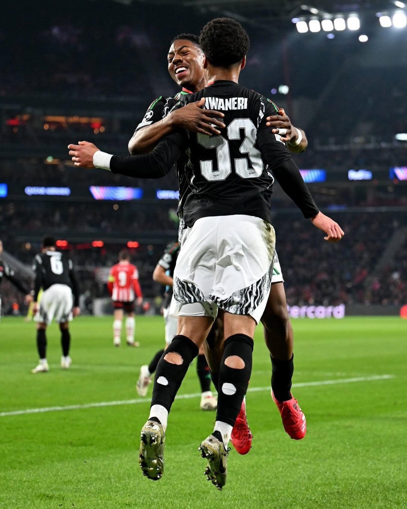 九游官网入口注册-清晨埃因霍温备战欧冠，外线爆发细节曝光，媒体盛赞，训练强度明显提升